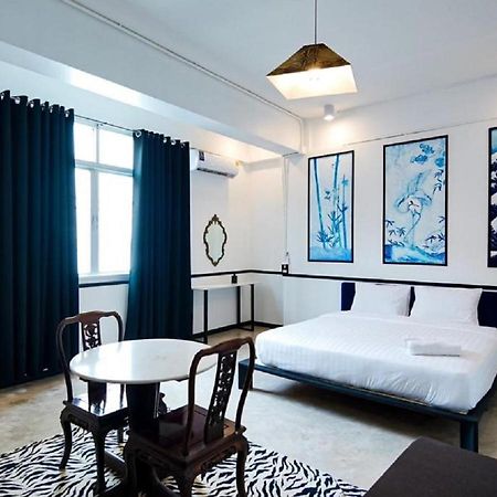 The Character Yaowarat V เดอะ คาแรคเตอร์ เยาวราช 3 Apartamento Banguecoque Exterior foto
